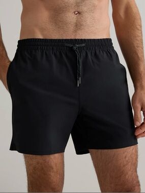 Quince Black Men's Italian Swim Trunks 5.5” inseam, lined, pockets